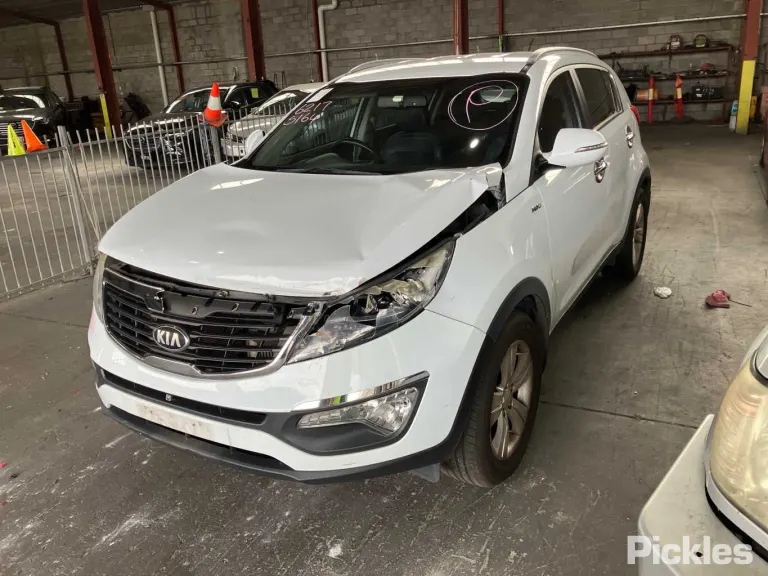 2013 Kia Sportage Damaged VIN U5YPC813SDL333622 – odometer reading