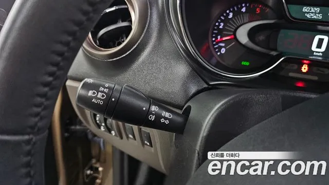 2017 Renault QM3 RE Signature Sold VIN VF12RGJ1DHW310787 – exterior detail
