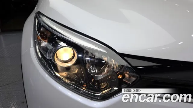 2017 Renault QM3 RE Signature VIN VF12RGJ1DHW704050