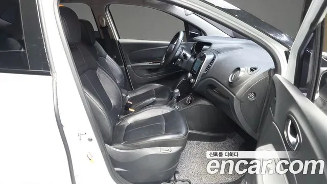 2018 Renault New Qm3 Re Sold VIN VF12RS01AJW022531 – front exterior