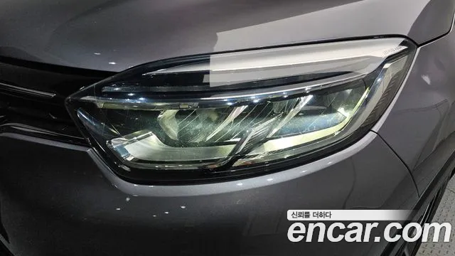 2018 Renault New QM3 RE Sold VIN VF12RS01AJW106839 – photo 14