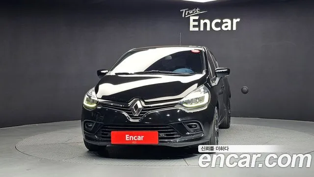 2018 Renault Clio Intens Sold VIN VF15RBJ0DJR024698 – odometer reading