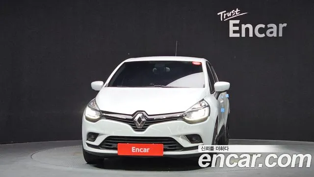 2018 Renault Clio Intens – VIN VF15RBJ0DJR437981 2018 Renault Clio Intens VIN VF15RBJ0DJR437981