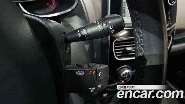 2018 Renault Clio Intens Sold VIN VF15RBJ0DJR437981 – odometer reading