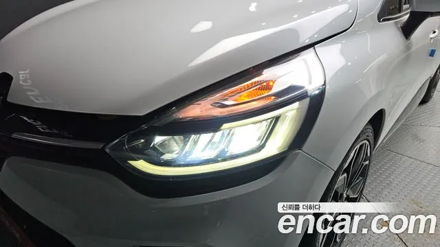 2018 Renault Clio Intens Sold VIN VF15RBJ0DJR437981 – photo 19