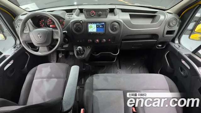 2019 Renault Master 2.3 13-Seater Sold VIN VF1ME000XKB043805 – exterior detail