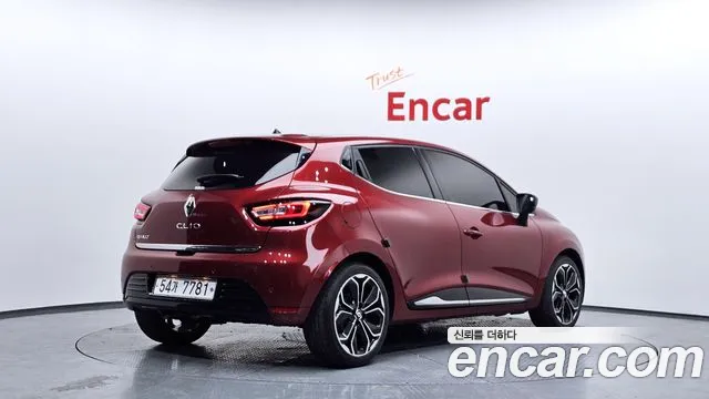 2019 Renault Clio Intens Panoramic Sold VIN VF1R98000KR736347 – photo 16