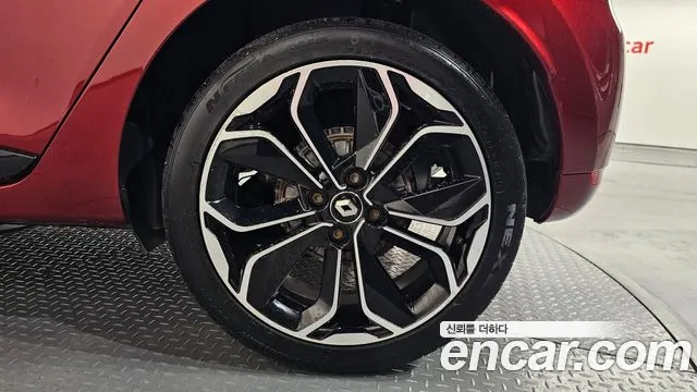 2019 Renault Clio Intens Panoramic Sold VIN VF1R98000KR736347 – photo 27