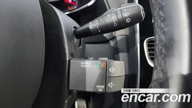 2019 Renault Clio Intens Panoramic Sold VIN VF1R98004KR930816 – undercarriage