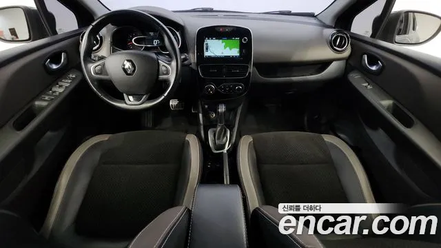 2019 Renault Clio Intens Panoramic Sold VIN VF1R98004KR930816 – photo 11