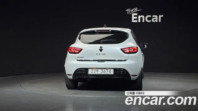 2019 Renault Clio Intens Panoramic Sold VIN VF1R98005KR775855 – photo 19