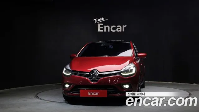 2019 Renault Clio Intens Panoramic VIN VF1R9800XKR951315