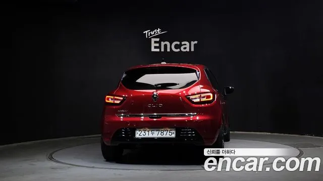 2019 Renault Clio Intens Panoramic Sold VIN VF1R9800XKR951315 – photo 16