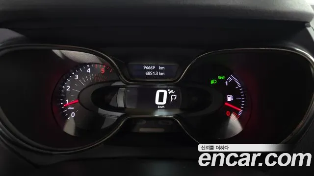 2019 Renault New QM3 RE Sold VIN VF1S87009KW931010 – photo 13