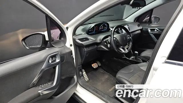 2018 Peugeot 2008 1.6 BlueHDi Allure GC Sold VIN VF3CUBHYMJY002187 – interior seats