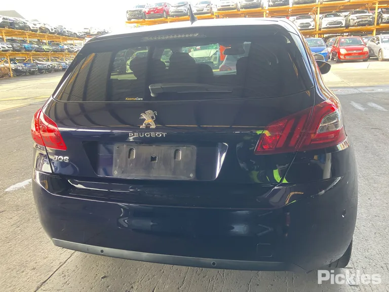 2015 Peugeot 308 Used VIN VF3L35GXVES266274 – photo 21 2015 Peugeot 308 Used VIN VF3L35GXVES266274 – photo 21