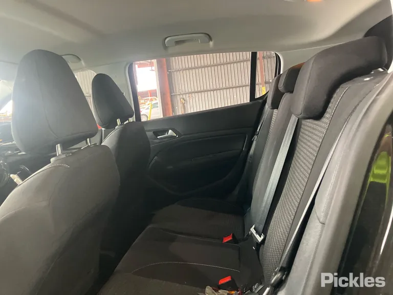 2018 Peugeot 308 Used VIN VF3LPHNWWJS266805 – photo 33