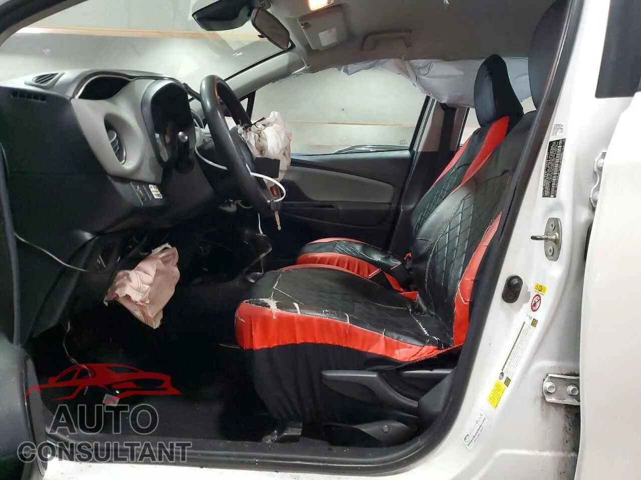 2017 TOYOTA YARIS Used VIN VNKKTUD36HA080042 – exterior detail