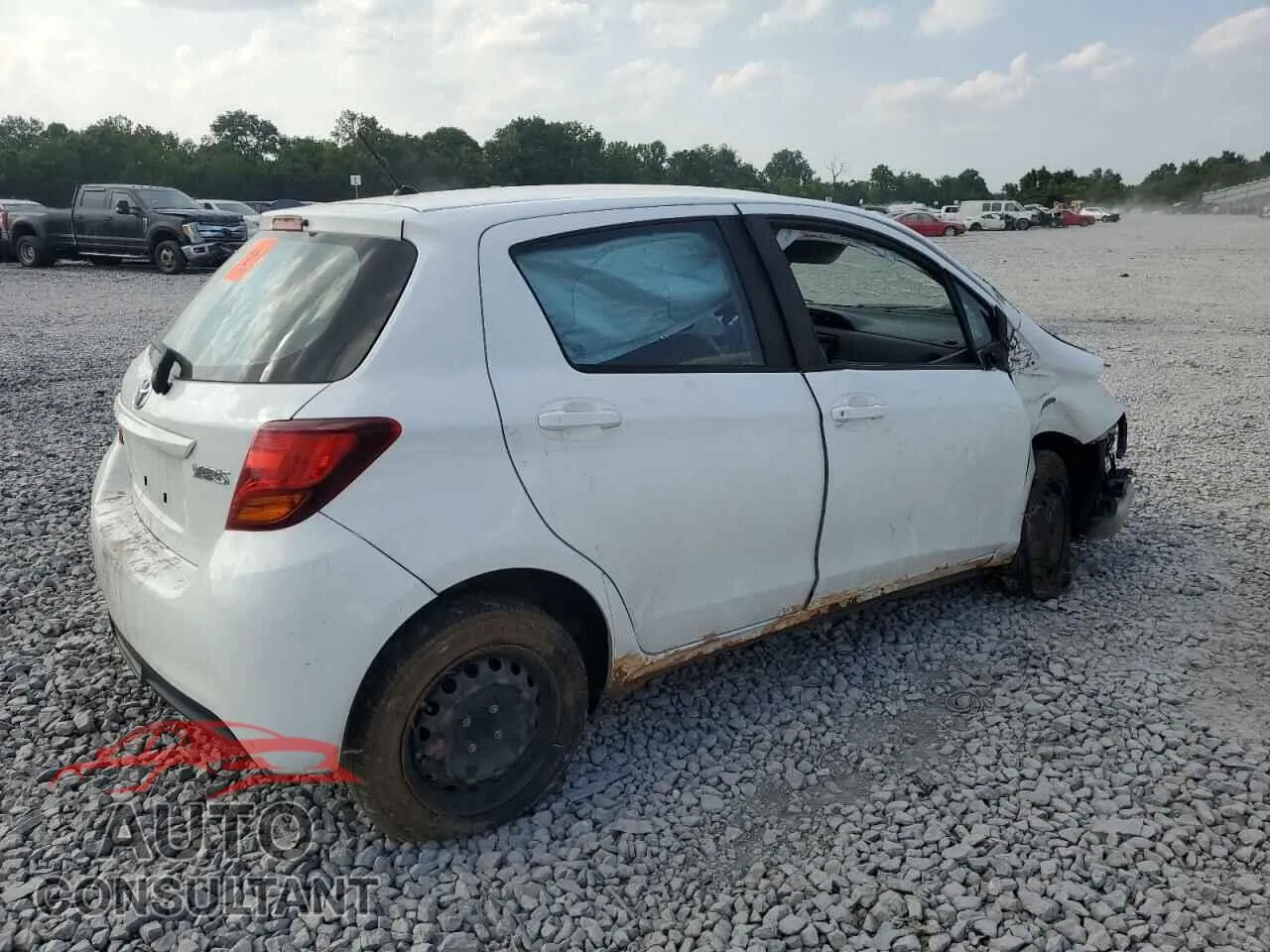 2017 TOYOTA YARIS Used VIN VNKKTUD37HA082849 – side profile 2017 TOYOTA YARIS Used VIN VNKKTUD37HA082849 – side profile