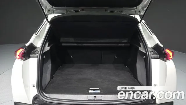 2022 Peugeot e-2008 2nd Gen EV GT Sold VIN VR3UKZKXZNJ630523 – interior seats 2022 Peugeot e-2008 2nd Gen EV GT Sold VIN VR3UKZKXZNJ630523 – interior seats