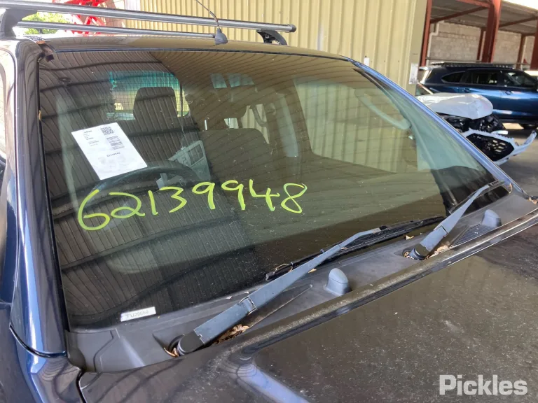 2008 Nissan Navara Damaged VIN VSKCVND40A0262853 – dashboard
