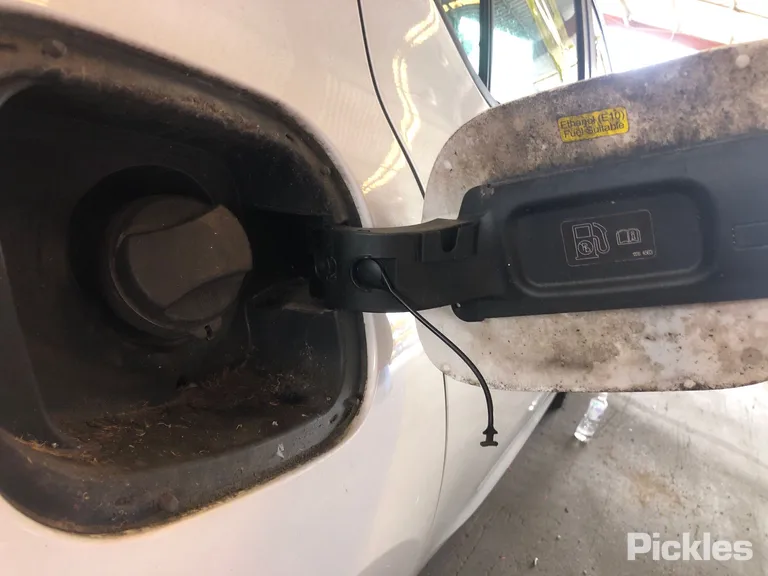 2017 Holden Astra Used VIN W0LBF6ECXHG179727 – photo 11