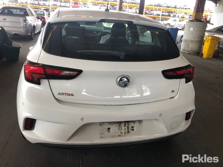 2017 Holden Astra Used VIN W0LBF6ECXHG179727 – photo 20