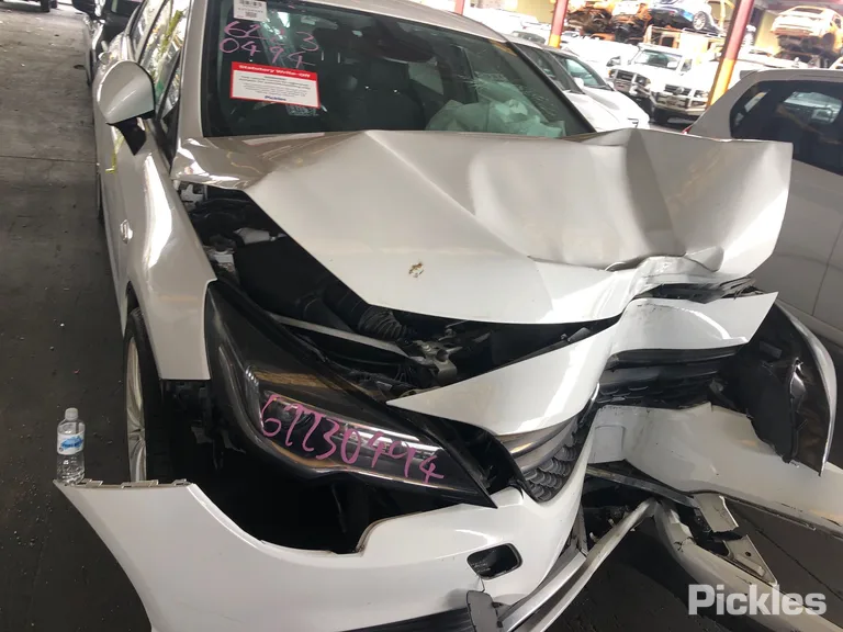 2017 Holden Astra Used VIN W0LBF6ECXHG179727 – photo 28