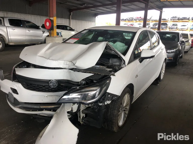 2017 Holden Astra Used VIN W0LBF6ECXHG179727 – photo 29