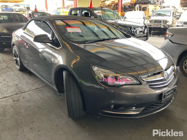 2015 Holden Cascada Used VIN W0LWT3D94GG003334 – photo 11
