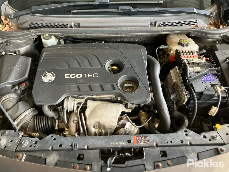2015 Holden Cascada Used VIN W0LWT3D94GG003334 – photo 14