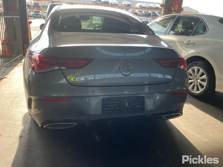 2022 Mercedes-Benz CLA-Class Damaged VIN W1K1183472N265239 – dashboard