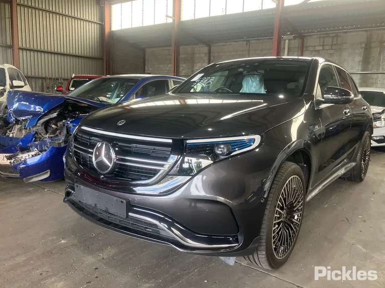 2021 Mercedes-Benz EQC Used VIN W1K2938902F006733 – exterior detail