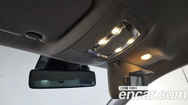 2020 Mercedes-Benz A-Class W177 A220 Sedan Sold VIN W1K3G4EB7LJ191009 – interior seats