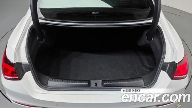 2021 Mercedes-Benz CLA-Class C118 CLA250 4MATIC Sold VIN W1K5J4HB3MN175910 – interior seats