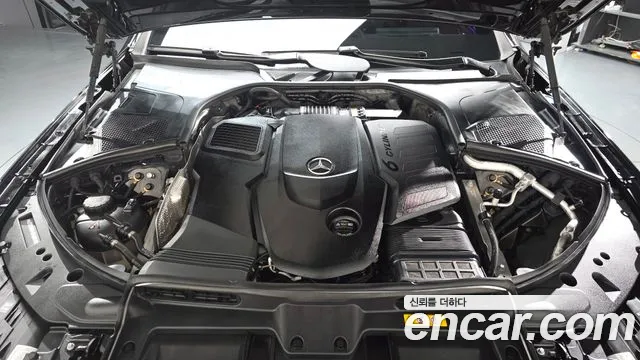 2022 Mercedes-Benz S-Class W223 S350 d Sold VIN W1K6F3AB4NA103939 – interior seats