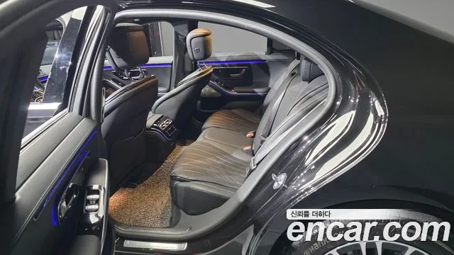 2021 Mercedes-Benz S-Class W223 S350 d Sold VIN W1K6F3AB7MA013764 – interior seats