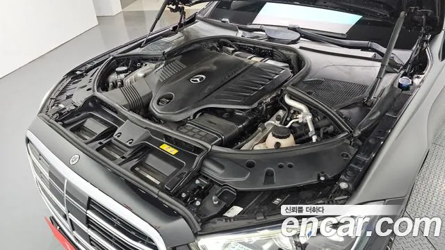 2022 Mercedes-Benz S-Class W223 S450L 4MATIC Sold VIN W1K6G6BB9NA069431 – trunk area 2022 Mercedes-Benz S-Class W223 S450L 4MATIC Sold VIN W1K6G6BB9NA069431 – trunk area