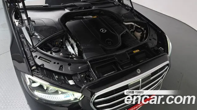 2021 Mercedes-Benz S-Class W223 S500L 4MATIC Sold VIN W1K6G6DBXMA060359 – undercarriage