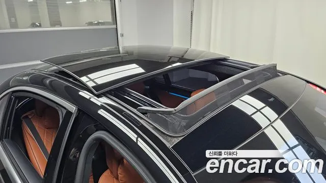 2021 Mercedes-Benz S-Class W223 S580L 4MATIC Sold VIN W1K6G7GB8MA022601 – exterior detail