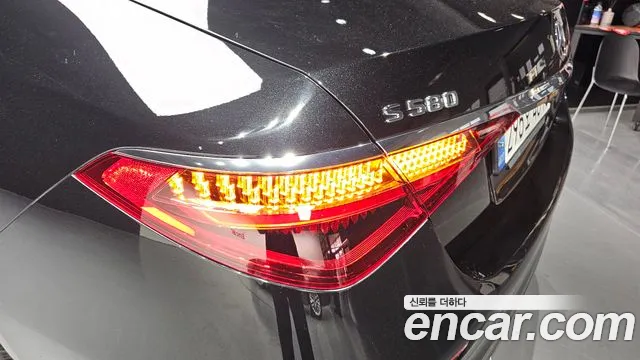 2021 Mercedes-Benz S-Class W223 S580L 4MATIC VIN W1K6G7GB9MA025961