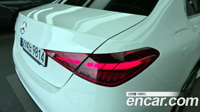 2022 Mercedes-Benz C-Class W206 C300 AMG Line Sold VIN W1KAF4GB4NF037094 – trunk area