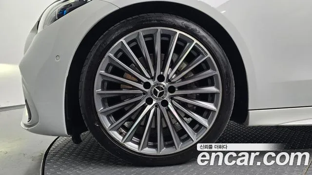 2023 Mercedes-Benz C-Class W206 C300 4MATIC AMG Line Sold VIN W1KAF4HB0PR096966 – engine bay