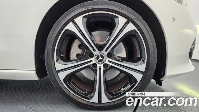 2023 Mercedes-Benz C-Class W206 C300 4MATIC Avantgarde Sold VIN W1KAF4HB181818818 – undercarriage