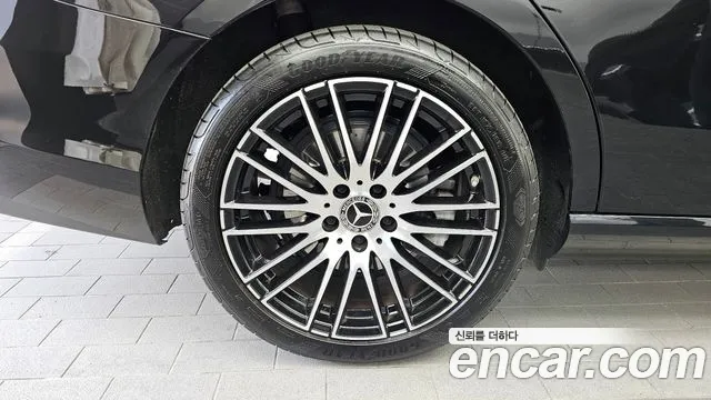 2022 Mercedes-Benz C-Class W206 C200 4MATIC Avantgarde Sold VIN W1KAF5BBXNF050493 – engine bay