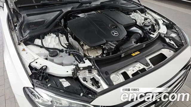 2024 Mercedes-Benz E-Class W214 E220d 4MATIC Exclusive Sold VIN W1KLF0FB2RA031154 – exterior detail 2024 Mercedes-Benz E-Class W214 E220d 4MATIC Exclusive Sold VIN W1KLF0FB2RA031154 – exterior detail