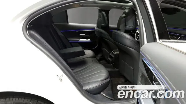 2024 Mercedes-Benz E-Class W214 E220d 4MATIC Exclusive Sold VIN W1KLF0FB9RA048386 – side profile 2024 Mercedes-Benz E-Class W214 E220d 4MATIC Exclusive Sold VIN W1KLF0FB9RA048386 – side profile