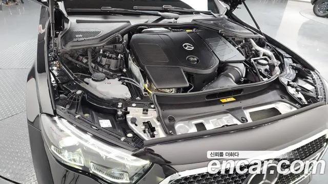 2025 Mercedes-Benz E-Class W214 E300 4MATIC AMG Line VIN W1KLF4HB111111111