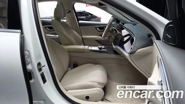 2025 Mercedes-Benz E-Class W214 E300 4MATIC Exclusive Sold VIN W1KLF4HB1SA100328 – rear exterior