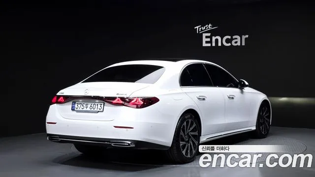 2025 Mercedes-Benz E-Class W214 E300 4MATIC Exclusive VIN W1KLF4HB1SA100328